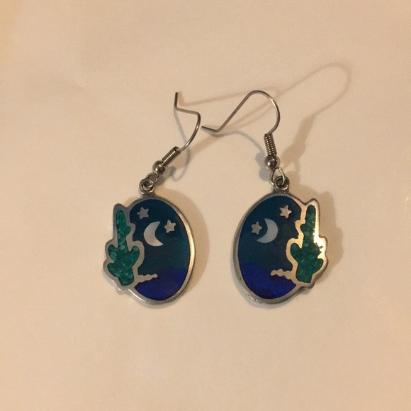 Vintage Jewelry - Cactus moon earrings